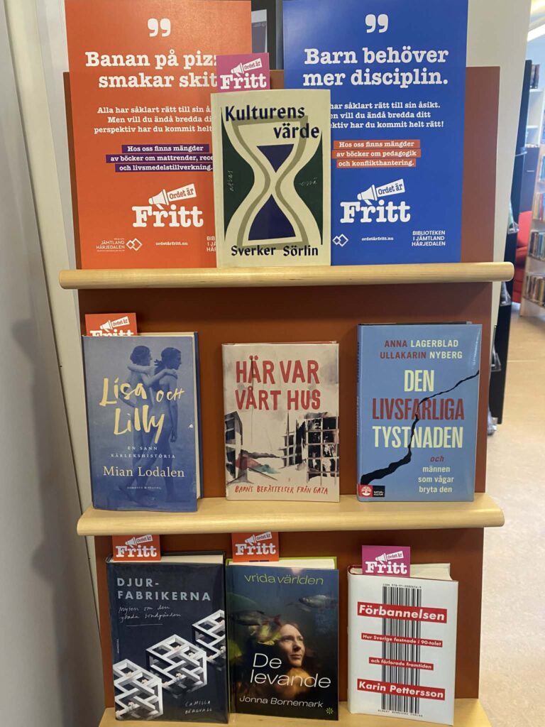 Böcker under temat Ordet är fritt.